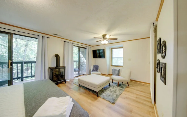 photo 2 of Pet-friendly Ellijay Cabin in the Woods on 1 Acre!