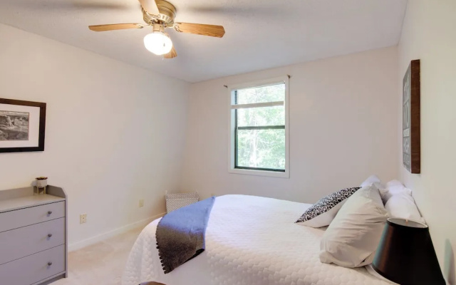 photo 5 of Pet-friendly Ellijay Cabin in the Woods on 1 Acre!