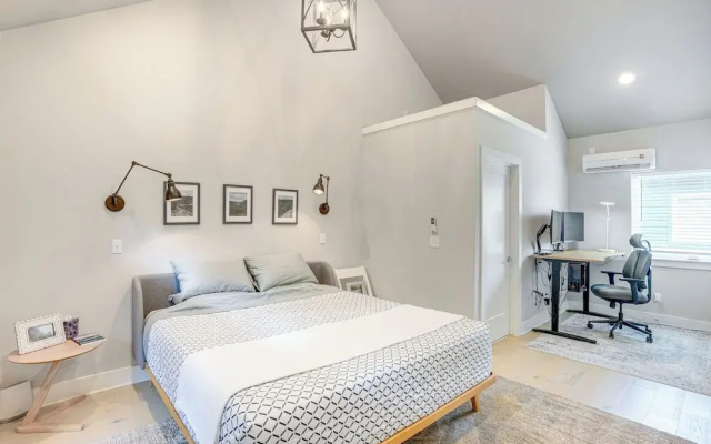 photo 4 of Modern Chattanooga Townhome ~ 2 Mi to Downtown!
