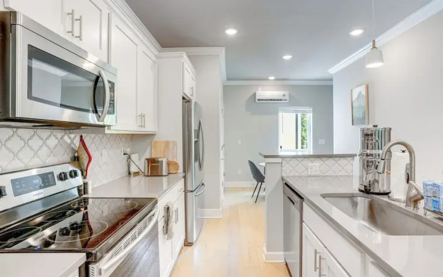 photo 5 of Modern Chattanooga Townhome ~ 2 Mi to Downtown!