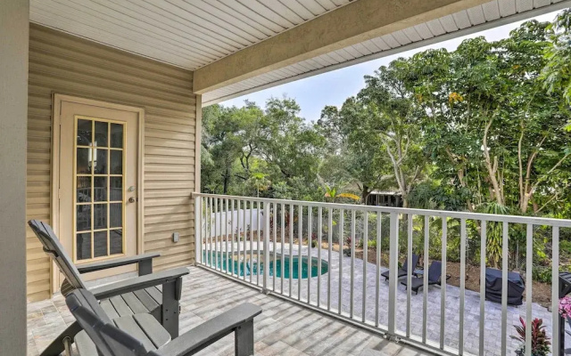 photo 3 of Modern Clearwater Home w/ Deck: 9 Mi to Beach