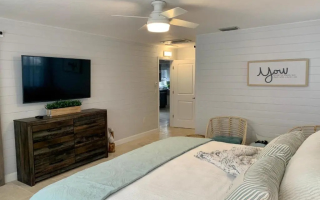 photo 2 of Modern Coastal Home near Siesta Key and Downtown