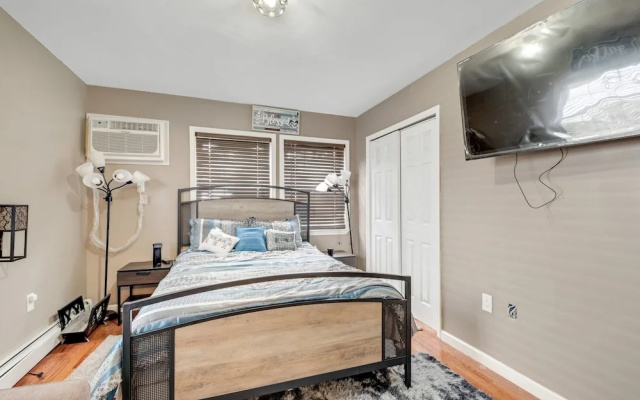 photo 3 of Modern Cozy 3br Home Just 10 Mins From Jfk! 3 Bedroom Residence by RedAwning