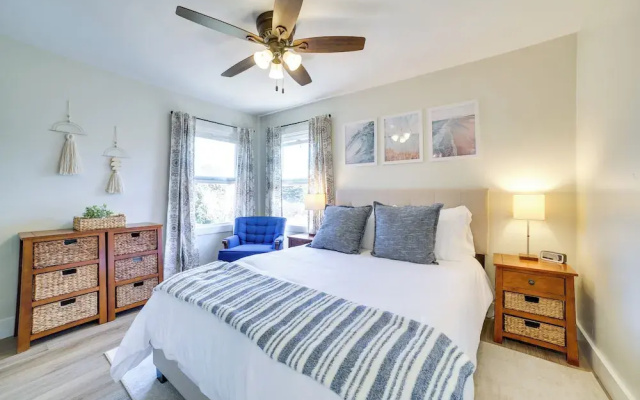 photo 2 of Pet-friendly Monterey Home 2 Mi to Beach