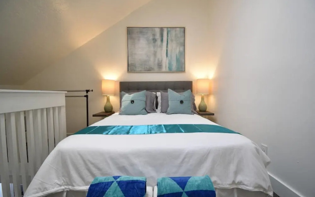 photo 3 of Modern Deluxe Loft Hollywood Beach Unit 8