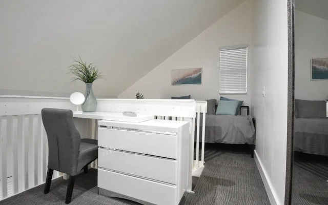 photo 4 of Modern Deluxe Loft Hollywood Beach Unit 8