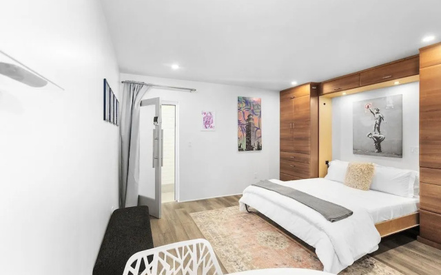 photo 3 of Modern Designer Studio with Pool