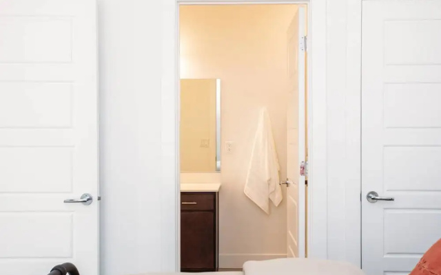 photo 4 of Modern Escape #31