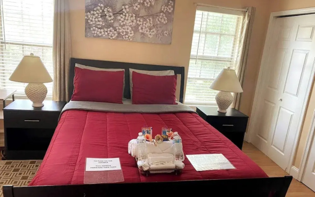 photo 5 of Room in House - Modern Executive Master Bedroom