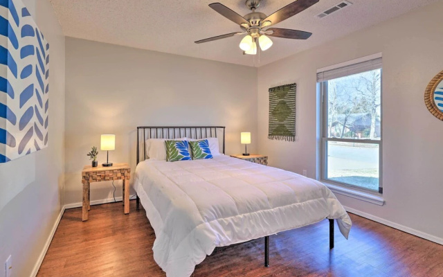 photo 3 of Modern Fayetteville Home < 1 Mi to U of A!