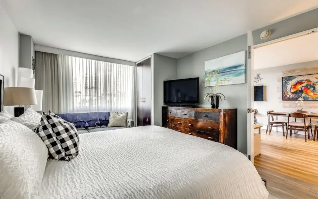 photo 5 of Modern Ft Lauderdale Condo ~ 7 Mi to Airport!