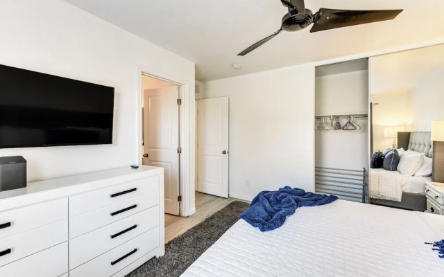 photo 2 of Modern Gilbert Getaway w/ Yard ~ 5 Mi to Downtown!