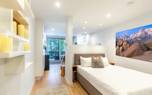 photo 2 of Modern Hotel-Style Studio - Timber Creek Lodge #210 by RedAwning