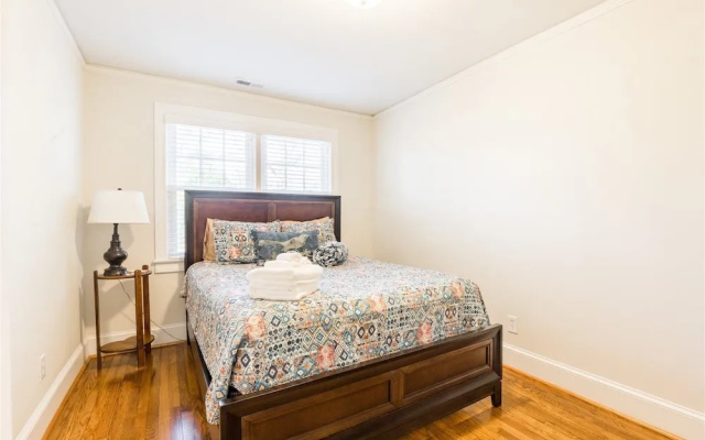 photo 2 of Randall St, 204