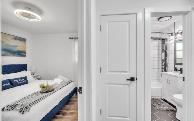 photo 2 of Modern Luxury Amenities Near Woodfield Mall 2 Bedroom Home by RedAwning