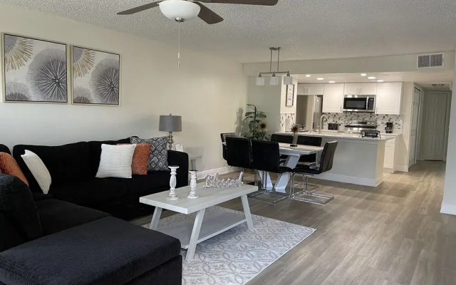 photo 2 of Modern Luxury Apartment Close Disney