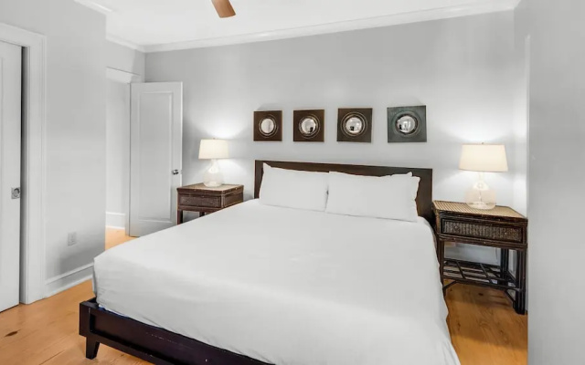 photo 2 of Modern Luxury & Privacy w/ 3-bed Condo Sleeps 8