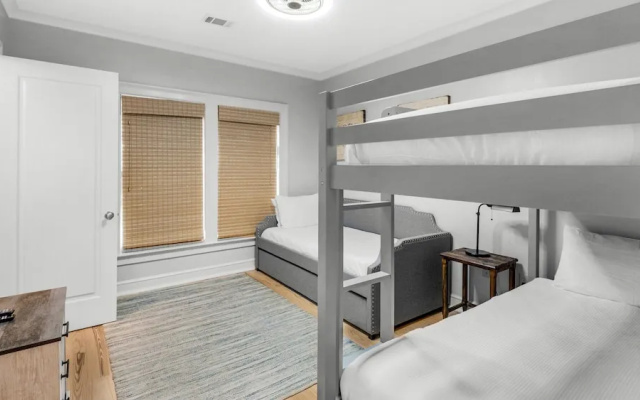 photo 3 of Modern Luxury & Privacy w/ 3-bed Condo Sleeps 8