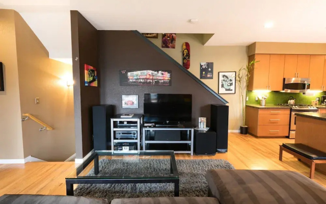 photo 4 of Modern Marvel Luxurious 3BR House in DT