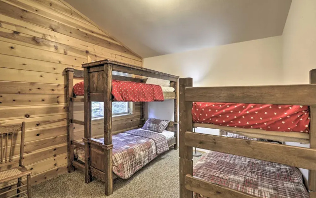 photo 2 of Game Room: Mountain Chalet 5 Mi to Donner Lake