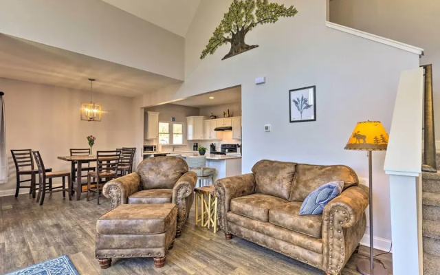 photo 4 of Family Home w/ Views ~ 5 Mi to Downtown Asheville!