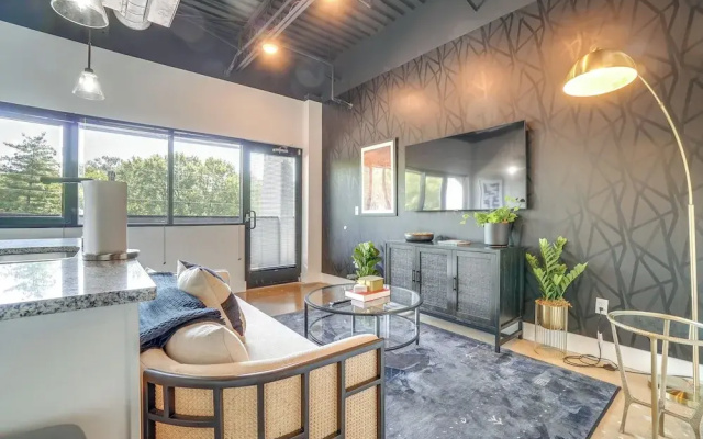 photo 3 of Modern Nashville Studio ~ 5 Mi to Downtown!