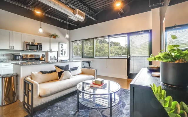 photo 4 of Modern Nashville Studio ~ 5 Mi to Downtown!
