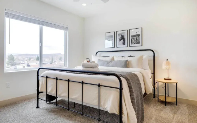 photo 3 of Modern Santa Clara Vacation Rental w/ Patio