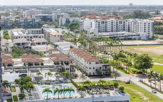 photo 3 of Modern Studio in Downtown Doral