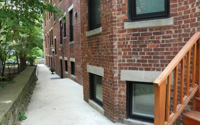 photo 3 of Modern Studio, quick train to Boston..#16