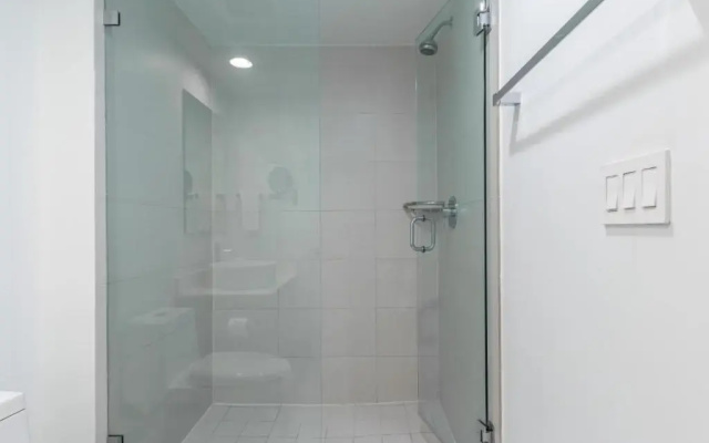 photo 5 of Modern Studio rental at Beachwalk Resort Hollywood 18th floor