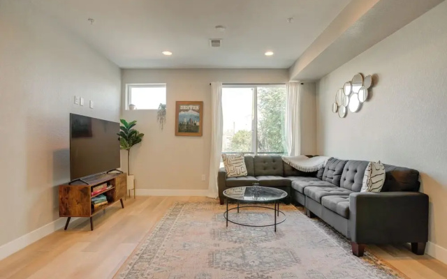 photo 4 of Mountain-view Rooftop Deck: Denver Townhome