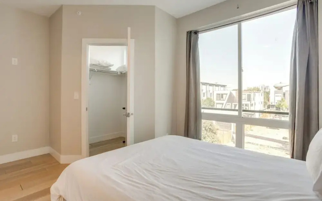 photo 5 of Mountain-view Rooftop Deck: Denver Townhome