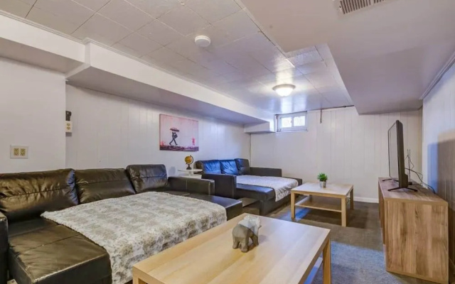 photo 4 of Modern Townhouse w/ Pool Table by Cozysuites