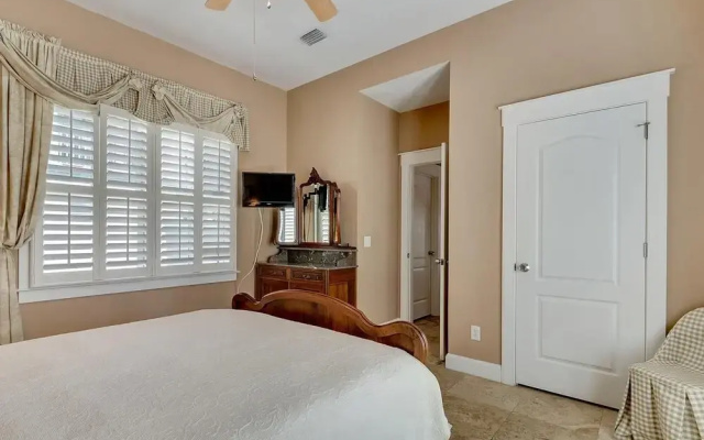 photo 5 of Mon Petit Chateau - Gulf Side - Sleeps 8