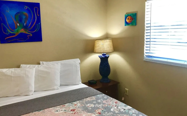 photo 5 of Island Cay Hotel - Clearwater Beach