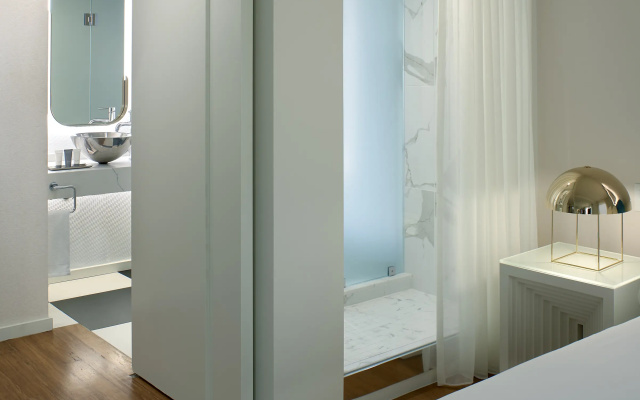 photo 4 of Mondrian Los Angeles