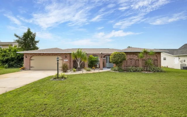 photo 2 of Montauks Point 5 Bedroom Pool Home Minutes away from local Beaches 5 Home by RedAwning