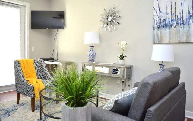 photo 4 of Montclair Apartments by Gracen Properties