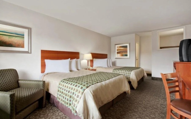 photo 3 of Monterey Downtown Travelodge