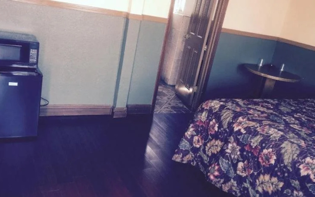 photo 3 of Monterey Motel