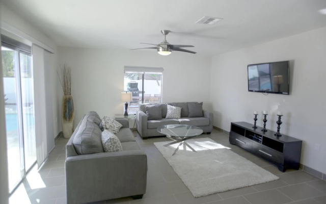 photo 2 of Monterosa - 4 Bedroom Home - Scottsdale