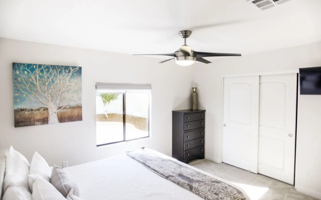 photo 5 of Monterosa - 4 Bedroom Home - Scottsdale