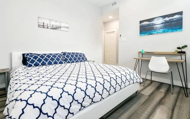 photo 4 of Montrose Guesthouse Suites