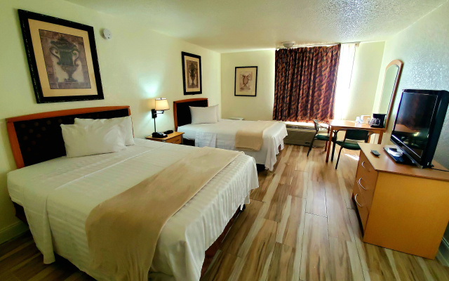 photo 3 of Monumental Movieland Hotel