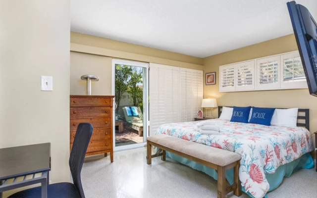 photo 2 of Moonmist Villa On Siesta Key