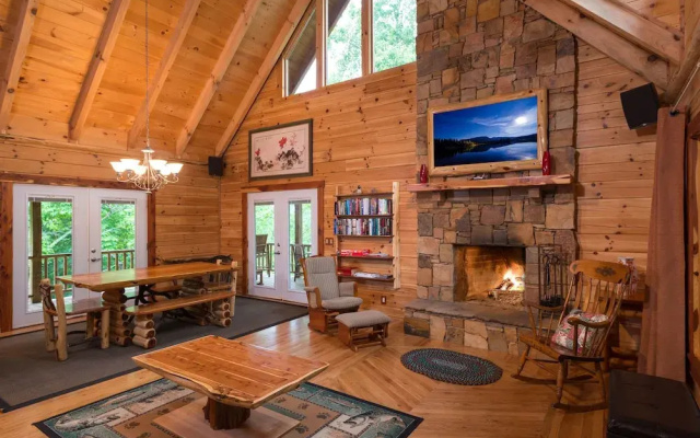 photo 4 of A Touch of Luxury Cabin