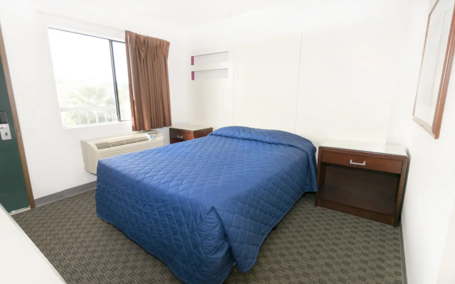 photo 5 of Morada Inn - Near Garden Grove Park