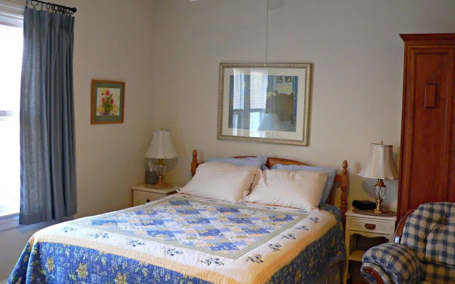 photo 4 of Morrison House