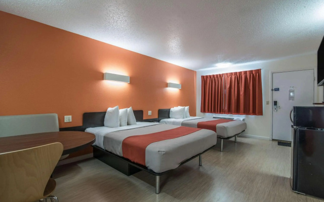 photo 5 of Motel 6 Albany, NY - Airport